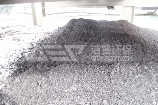 塑料薄膜破碎機生產(chǎn)線現(xiàn)場,塑料清洗造粒處理系統(tǒng)