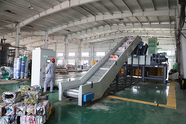 金屬破碎機(jī)多少錢(qián)？金屬破碎機(jī)圖片及價(jià)格