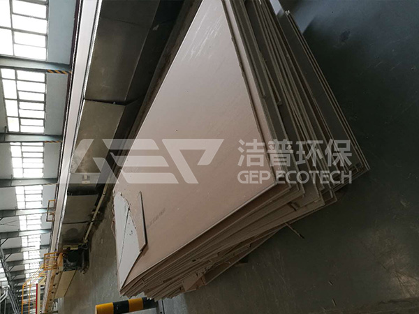 小型廢舊模板破碎機(jī)多少錢一臺